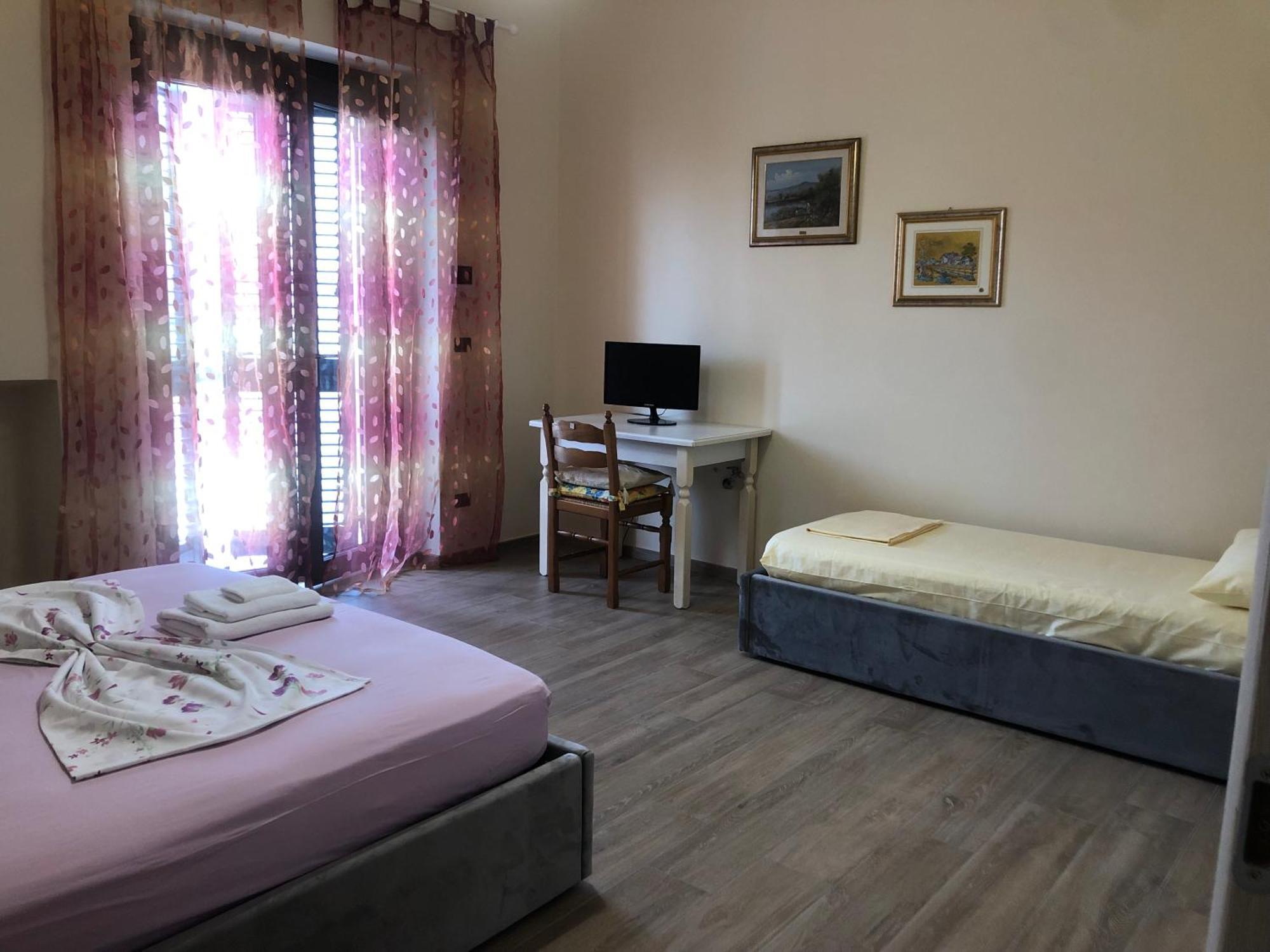 Stanze Private In Guest house *